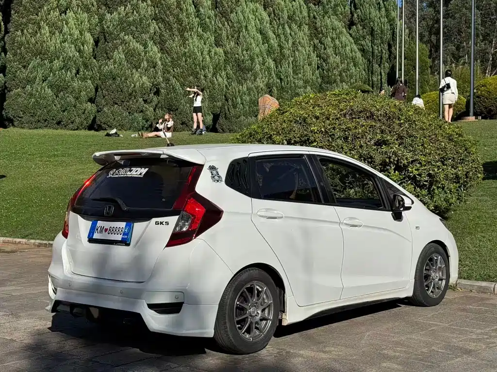 Honda Fit — миниатюра 4
