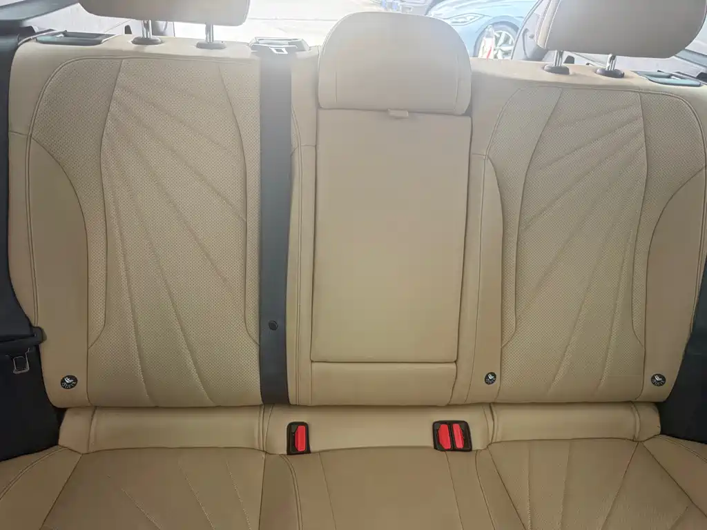 GEELY AUTOMOBILE BOYUE L