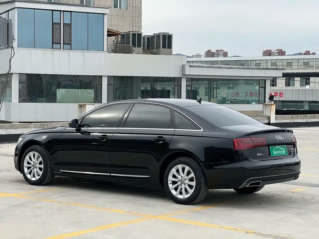 Audi A6L — миниатюра 10