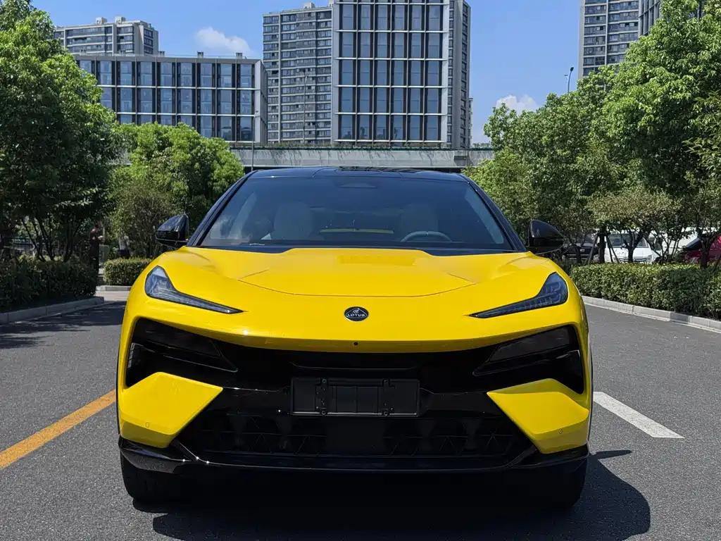 Lotus Eletre — миниатюра 2