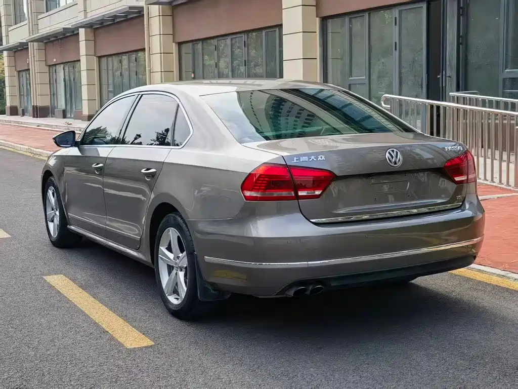 Volkswagen Passat — миниатюра 7