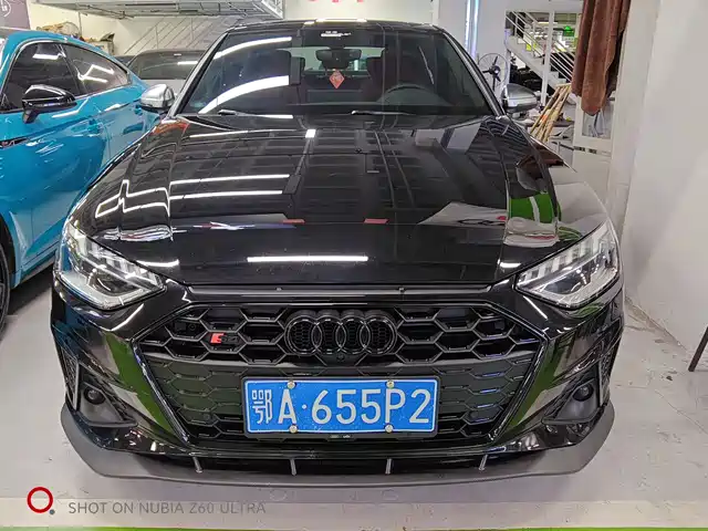 AUDI S4