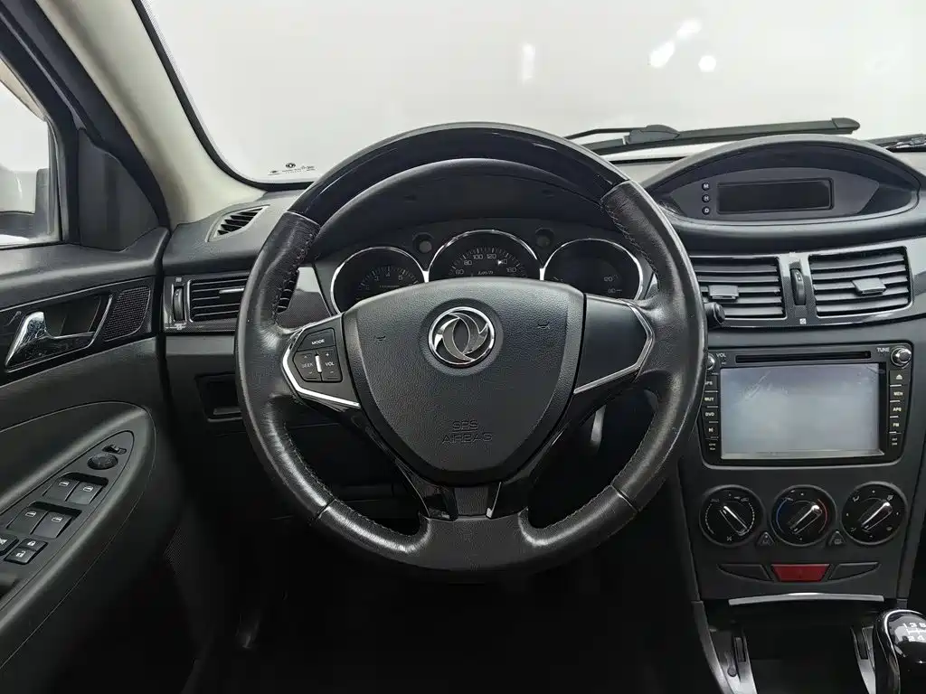 Aeolus H30 CROSS 1.5L manual Premium type, фото 11