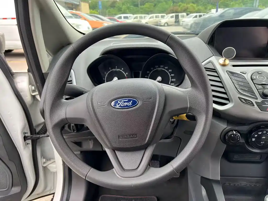 Ford Ecosport — миниатюра 7