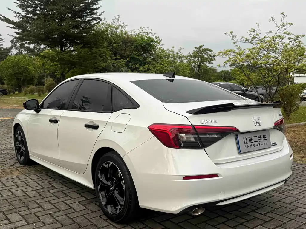 Honda Civic — миниатюра 24