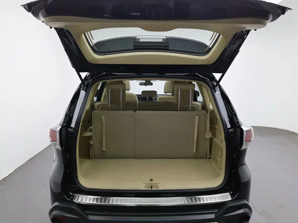 Toyota Highlander — миниатюра 16