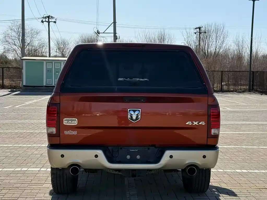 Ram Trucks 2013 1500 5.7L