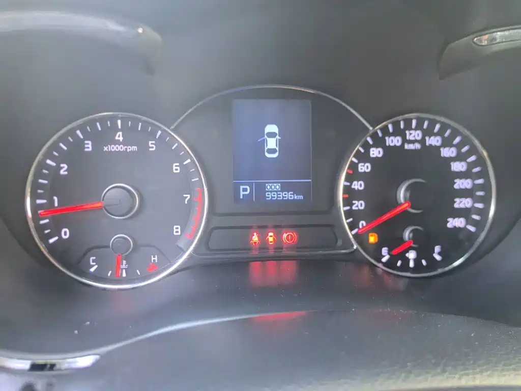 Kia Shuma — миниатюра 12