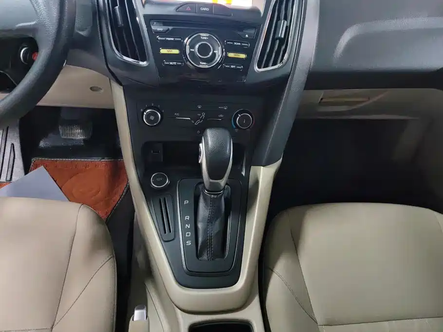 Ford Focus — миниатюра 16