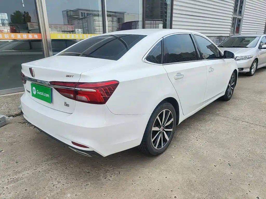 Roewe Roewe i6 Classic — миниатюра 7