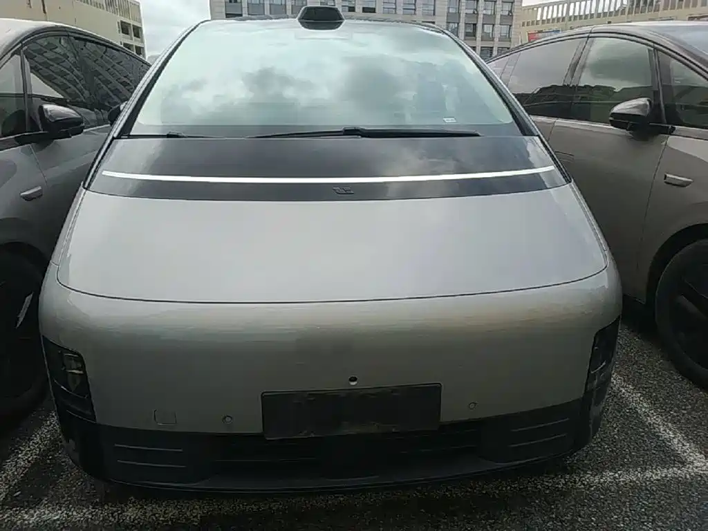 Li Auto Li MEGA — миниатюра 3