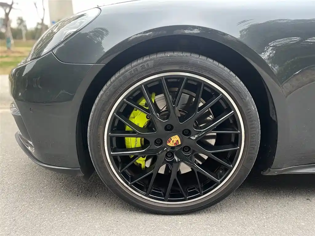 PORSCHE PANAMERA NEW ENERGY