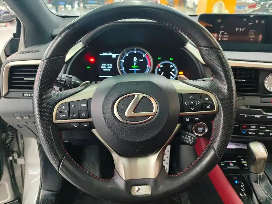 Lexus RX — миниатюра 15