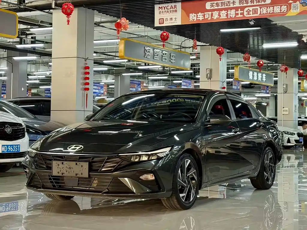 Hyundai Elantra 2023