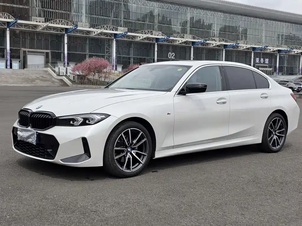 BMW 3 Series 2023