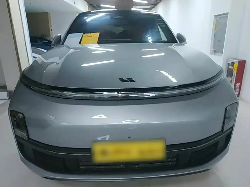 Li Auto Li L8 — миниатюра 3
