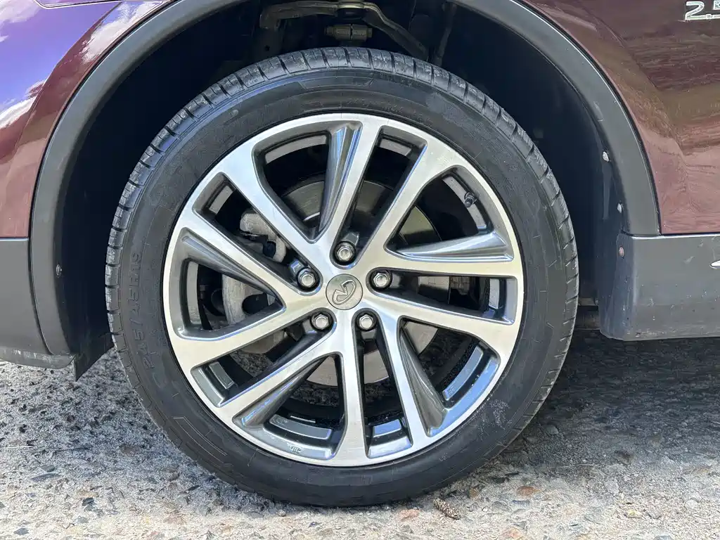 Infiniti QX50 — миниатюра 10