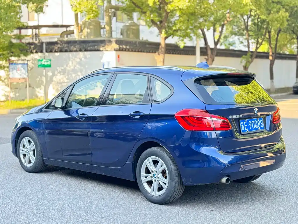 BMW 2 серии 2 2016 218i Lead