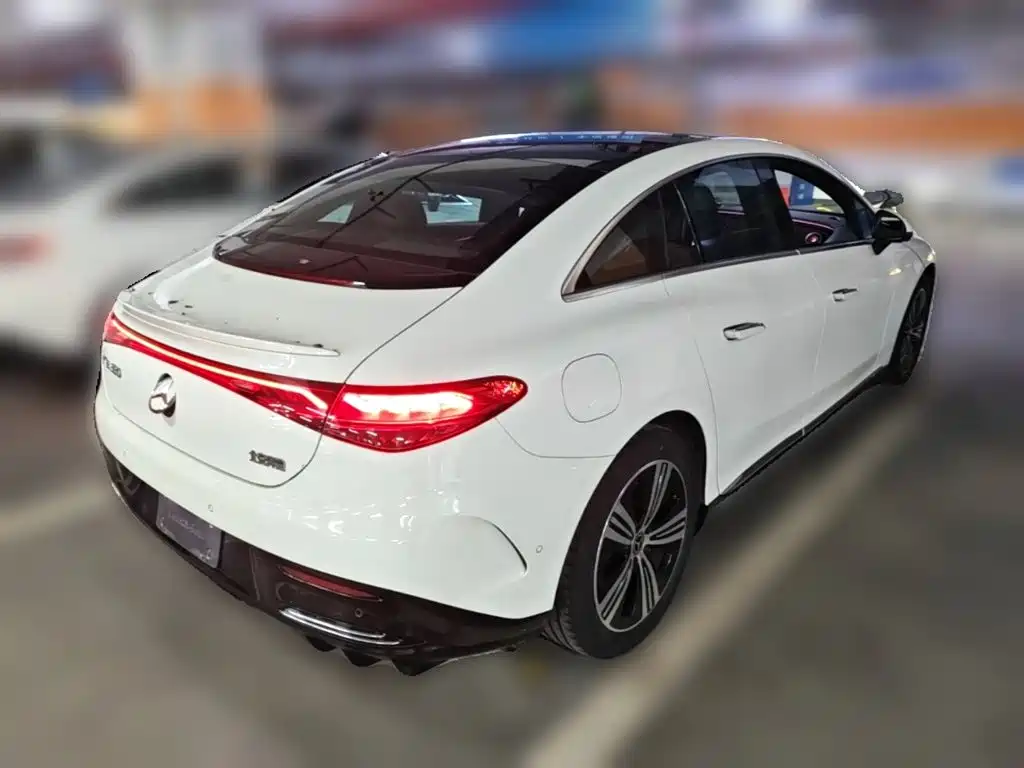Mercedes-Benz EQE — миниатюра 10