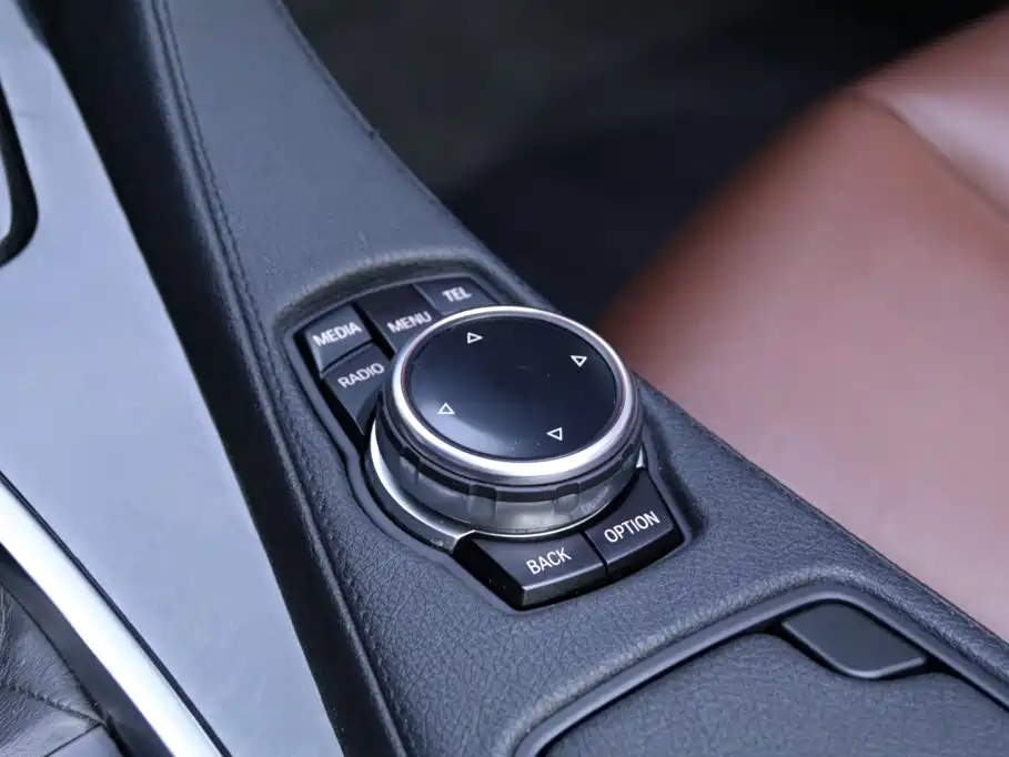 BMW 6 Series — миниатюра 10