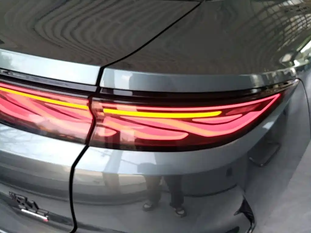 BYD Хань Ли — миниатюра 8