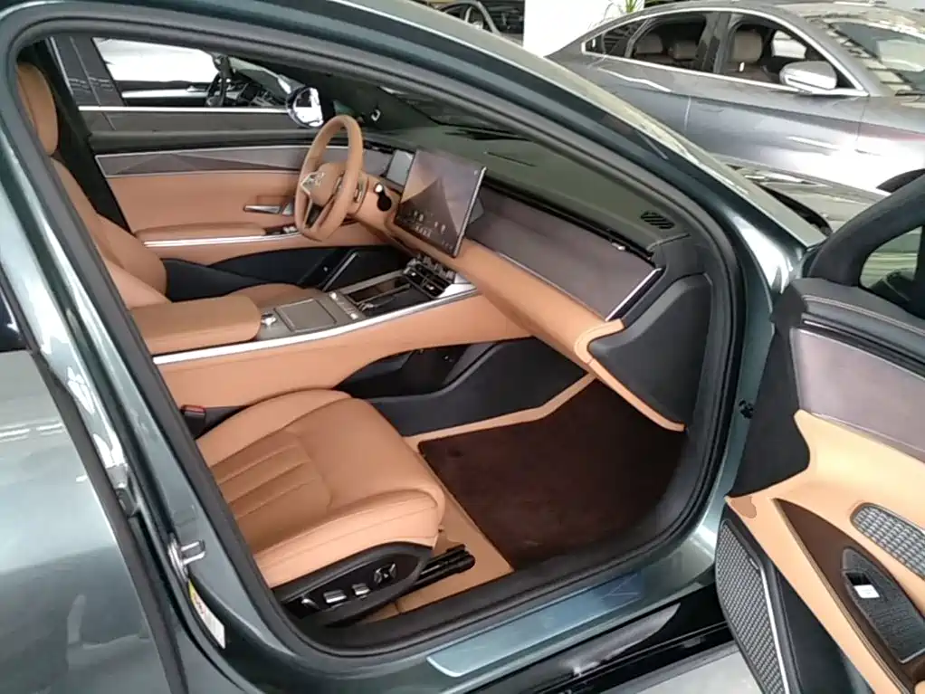 BYD Хань Ли — миниатюра 25