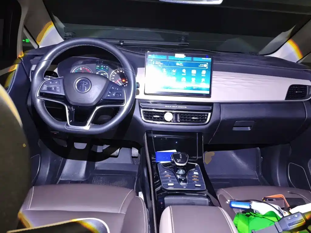 BYD MAX New Energy — миниатюра 5