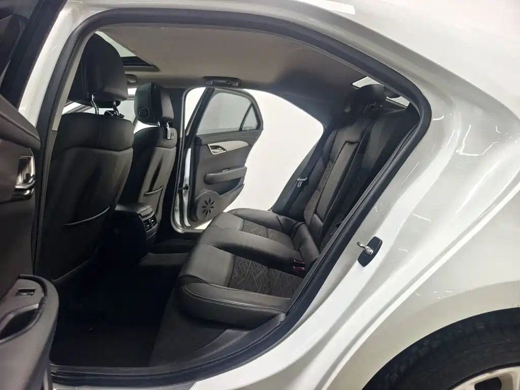 Cadillac ATS-L — миниатюра 13