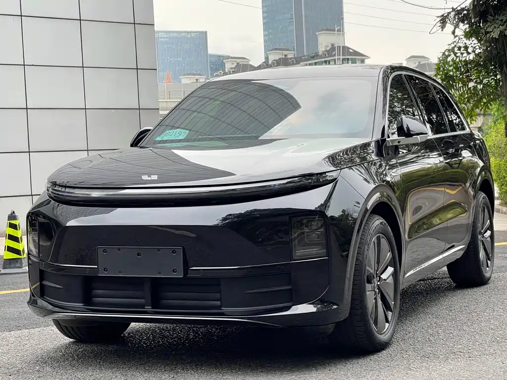 Li Auto Li L6 2025