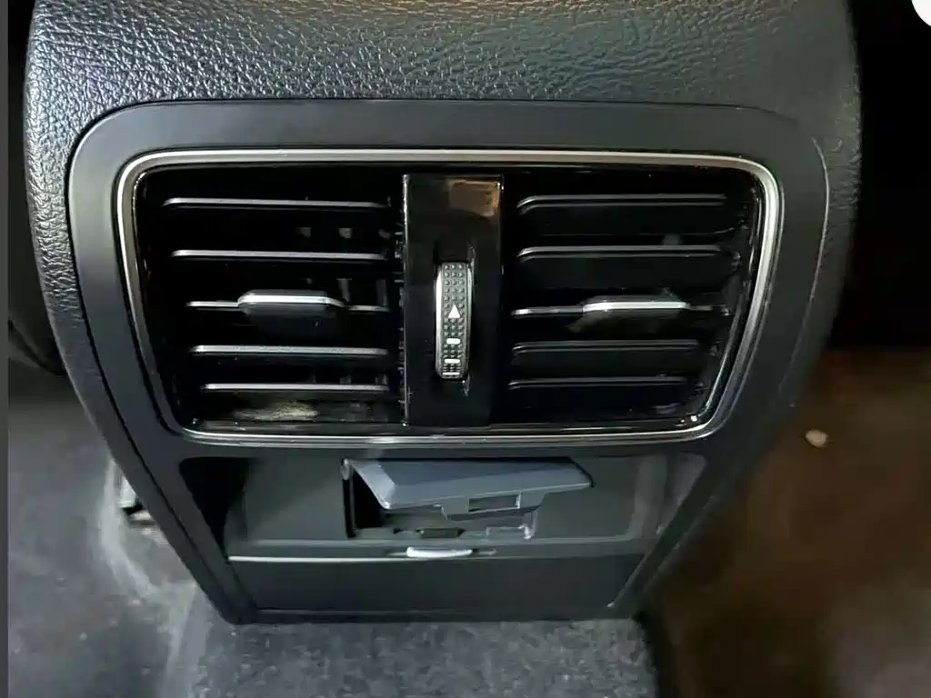 Volkswagen FAW - Passat CC CC 2018 1.8TSI Luxury