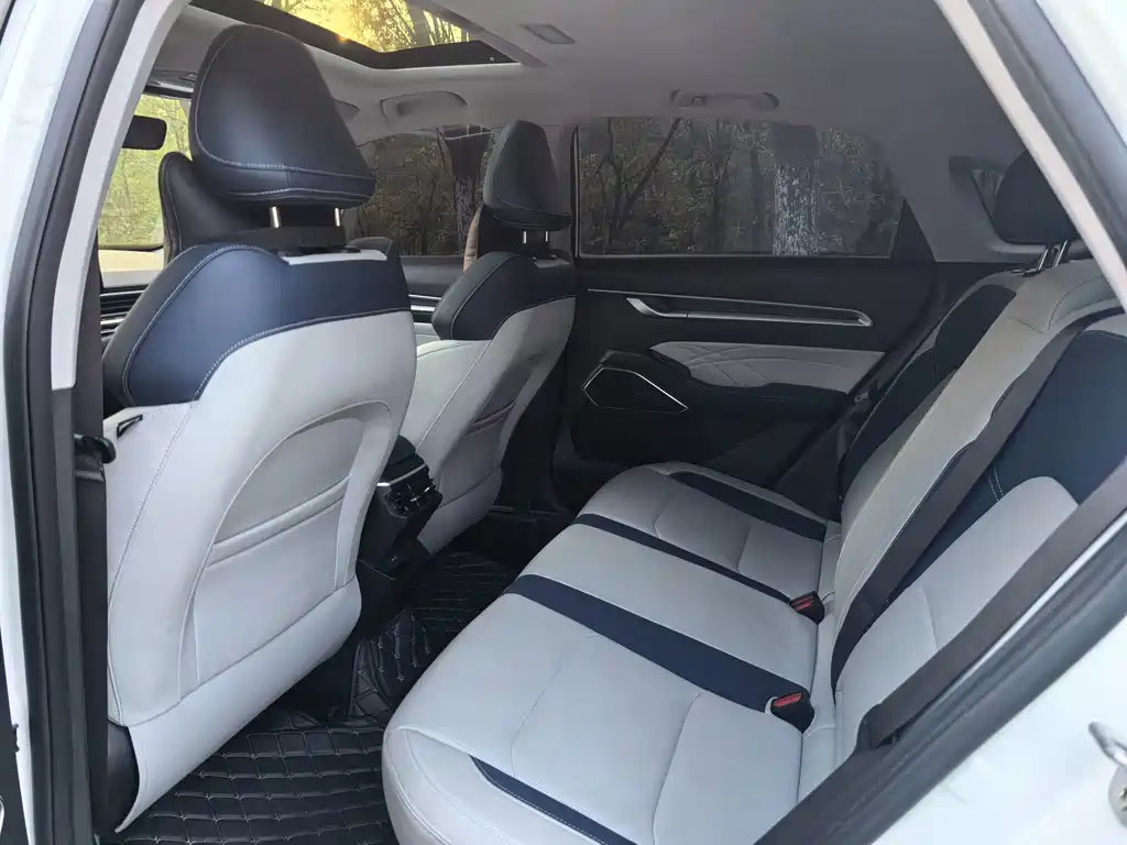 Geely Emgrand — миниатюра 6