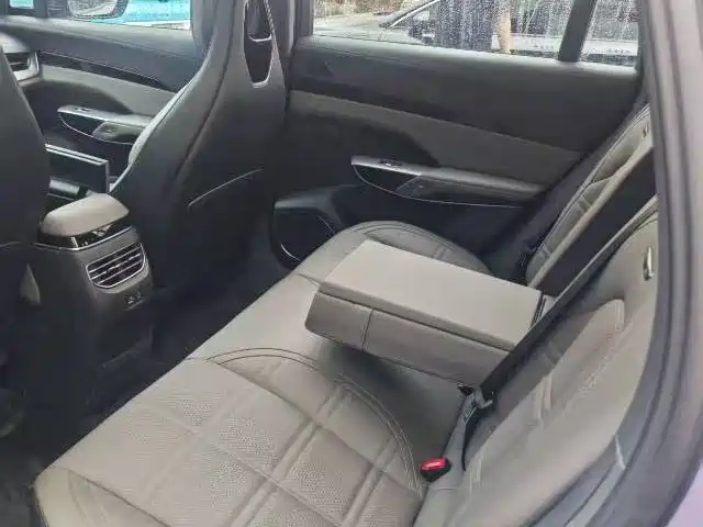 Hongqi Hongqi Tiangong 08 — миниатюра 5