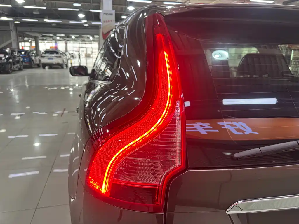 Volvo XC60 T5 AWD Smart Vision Edition, фото 22