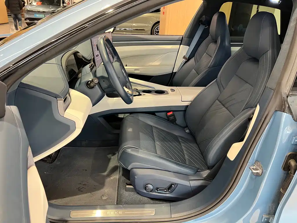 ZEEKR EXTREME KRYPTON 001