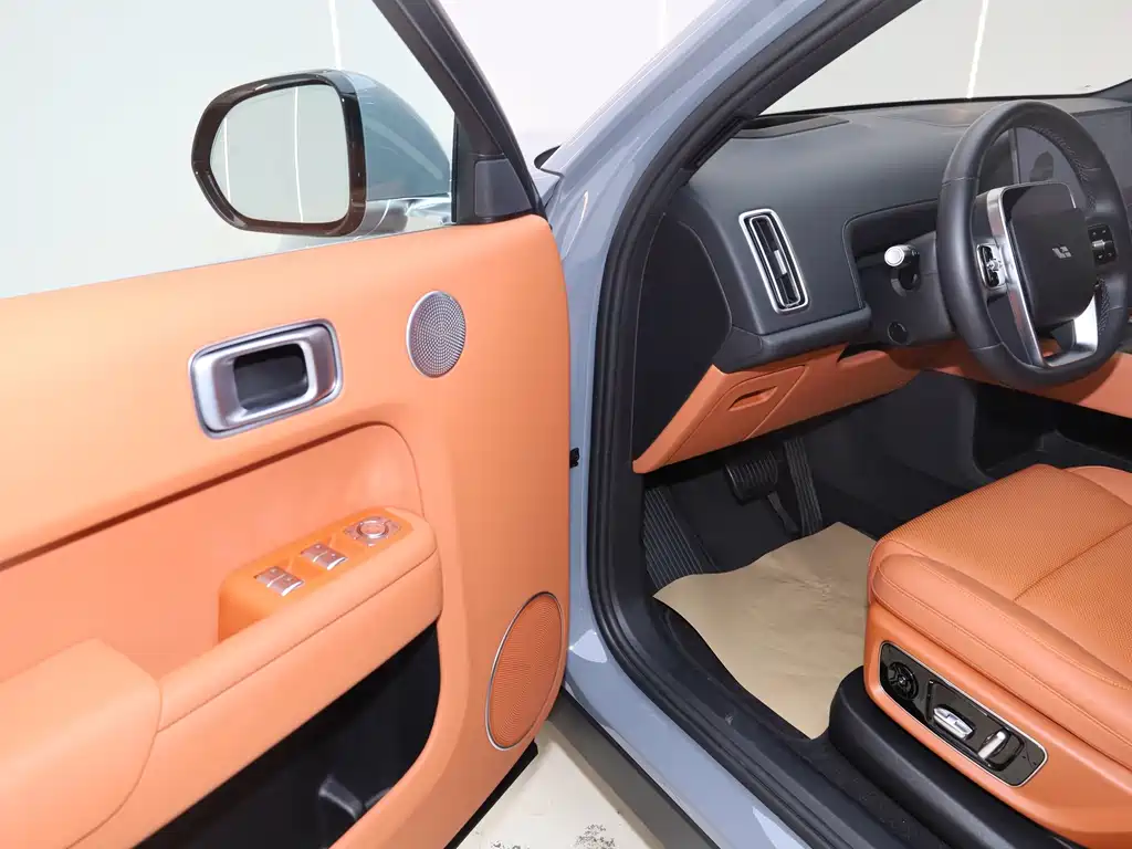Li Auto Li L8 — миниатюра 25