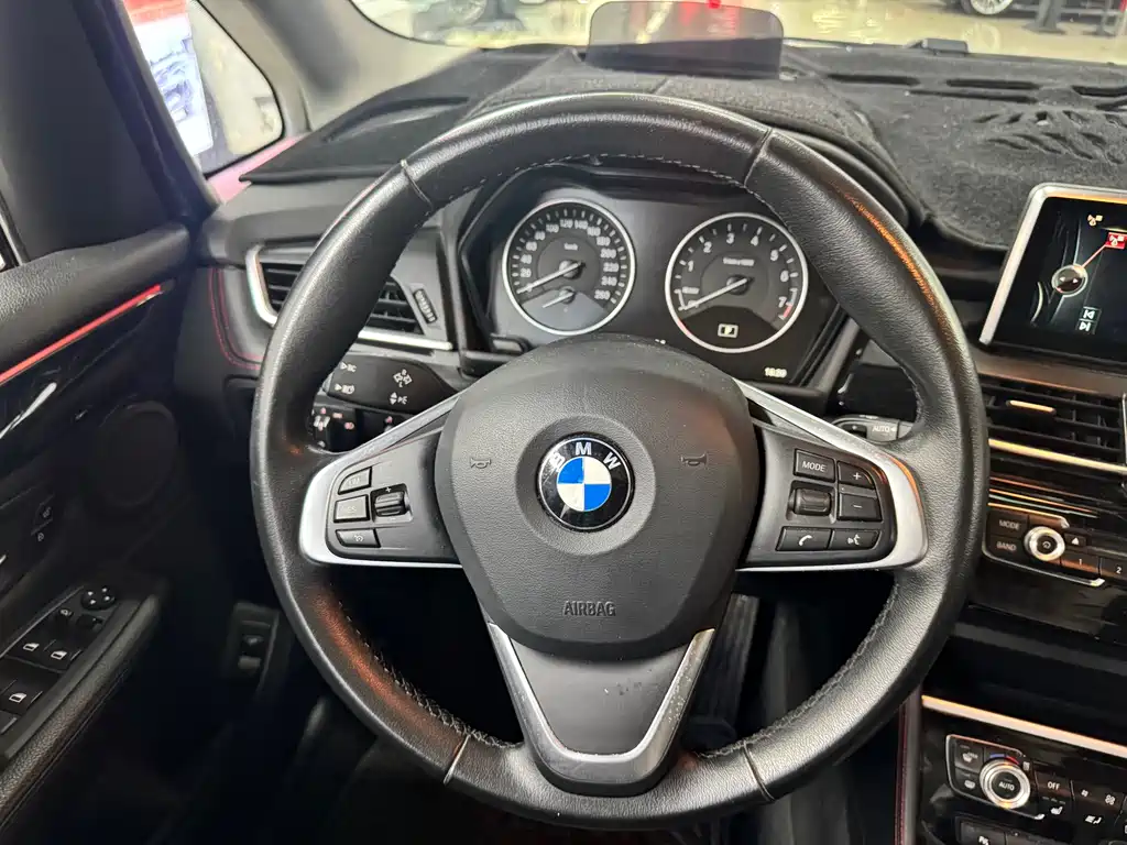 BMW 2 серии 2 2016 218i Sport