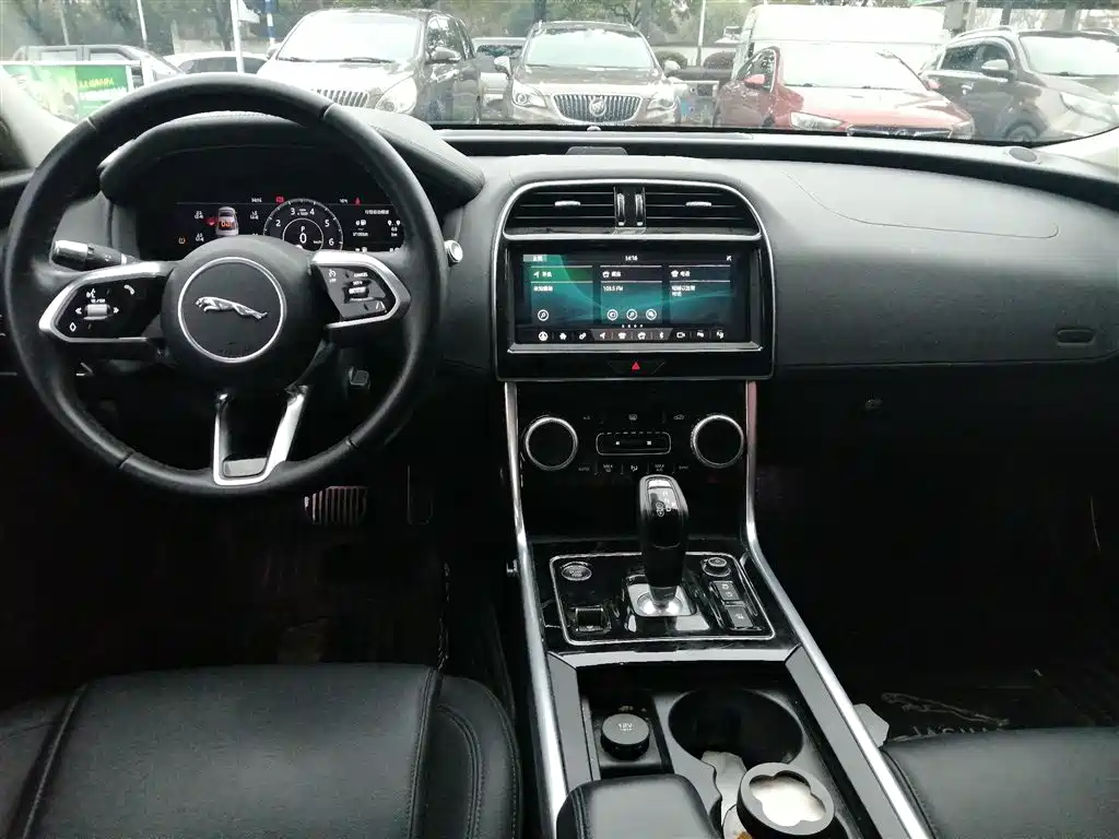 Jaguar XEL 2020 2.0T 250PS SE