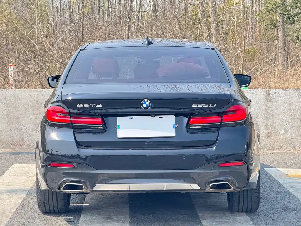 BMW 5 Series 5 2022 525Li M Sport