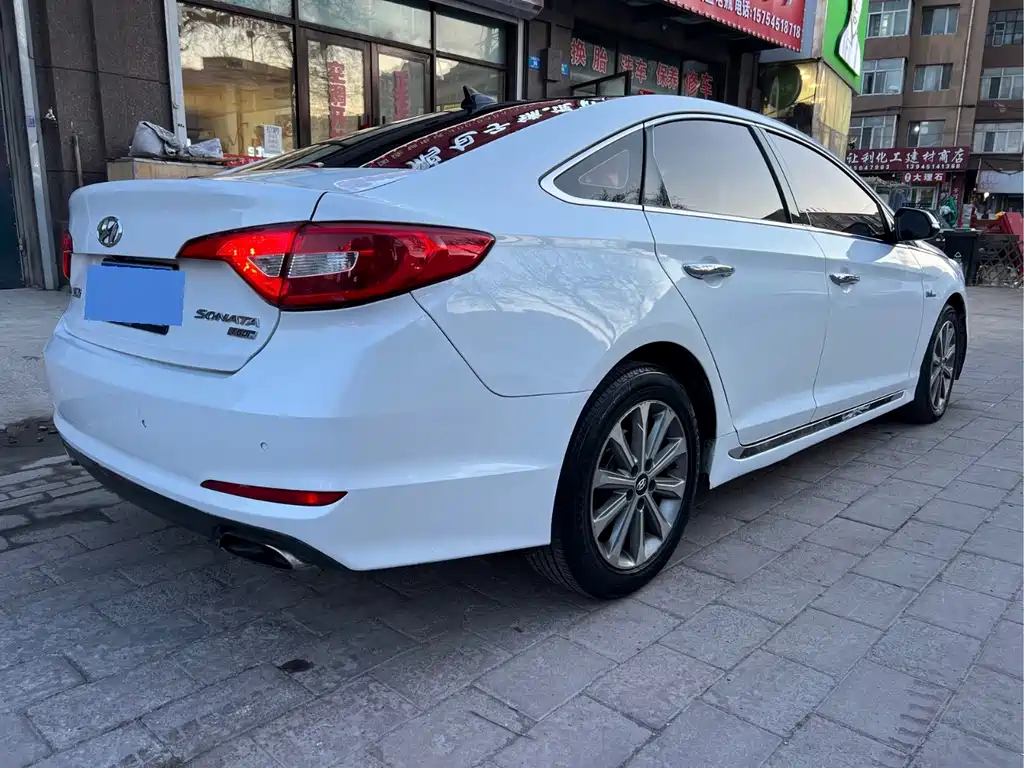Hyundai Sonata — миниатюра 4