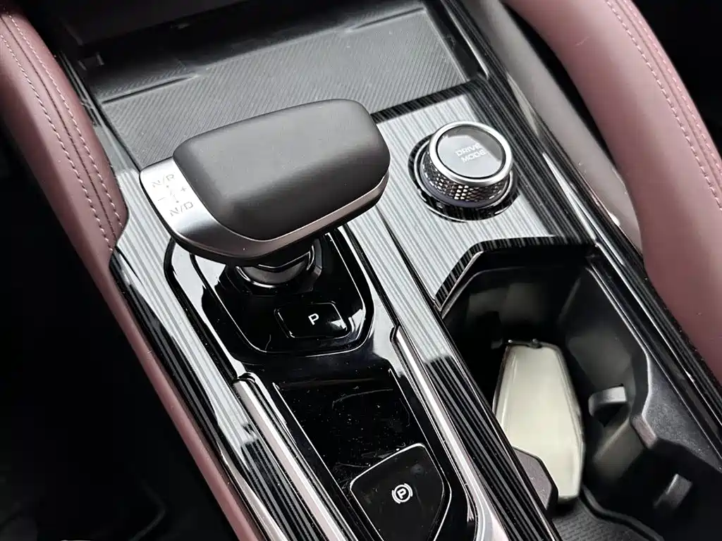 GEELY AUTOMOBILE XINGYUE L