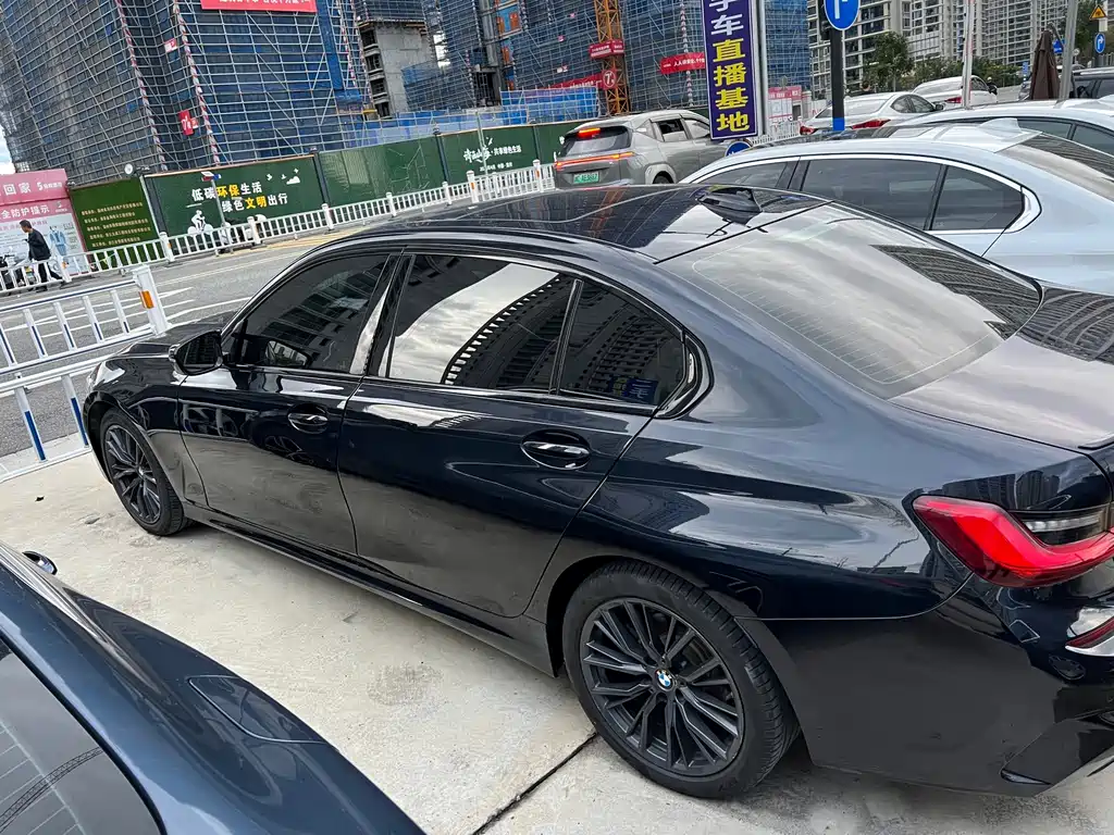 BMW 3 Series — миниатюра 14