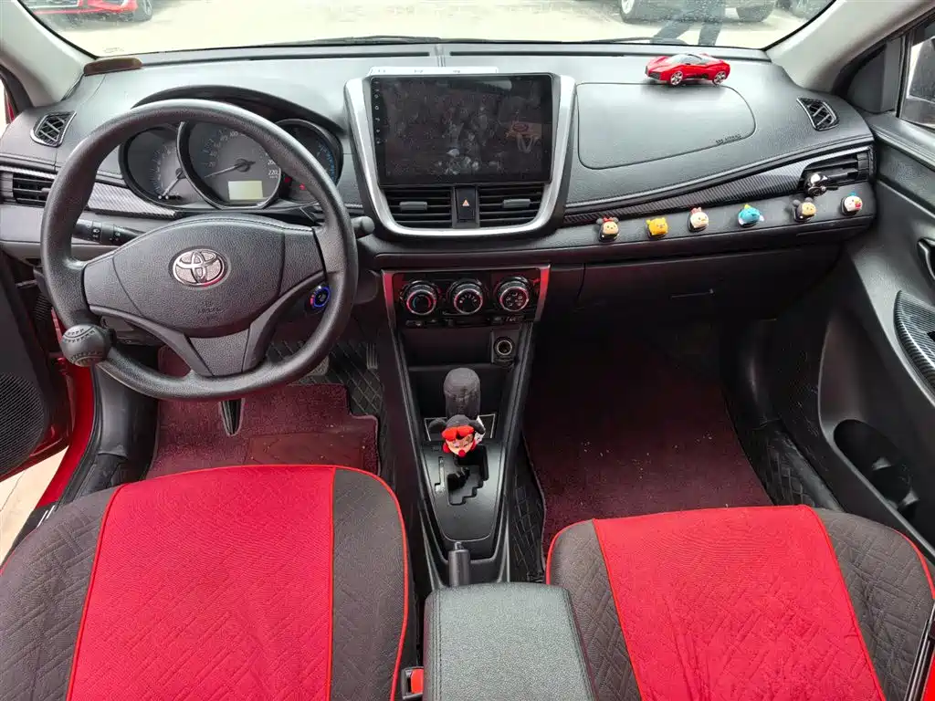 TOYOTA YARIS L ZHIXUAN