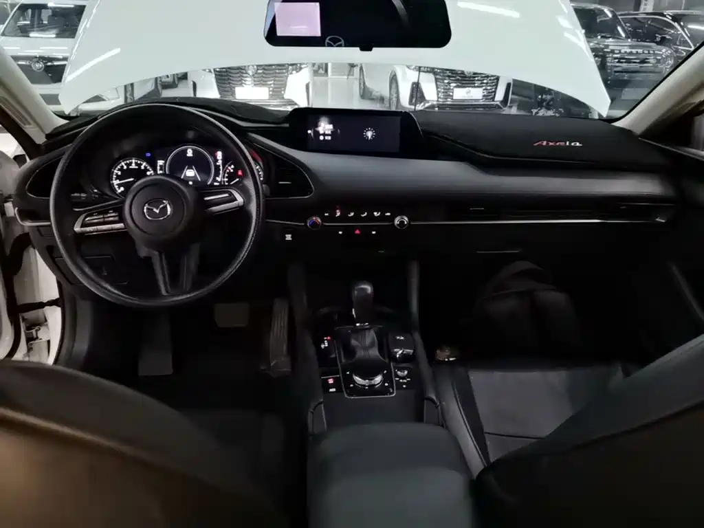 Mazda 3 Axela — миниатюра 10