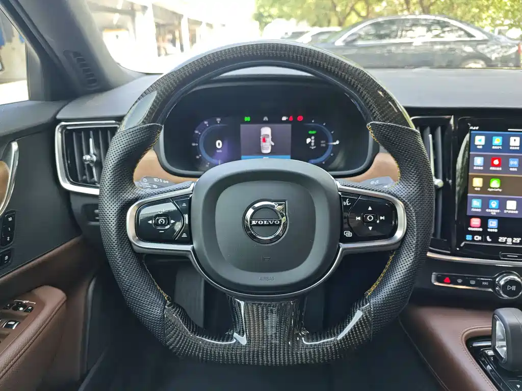 VOLVO S90 PLUG IN HYBRID