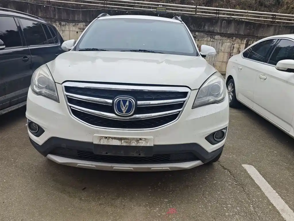 CHANGAN CS35