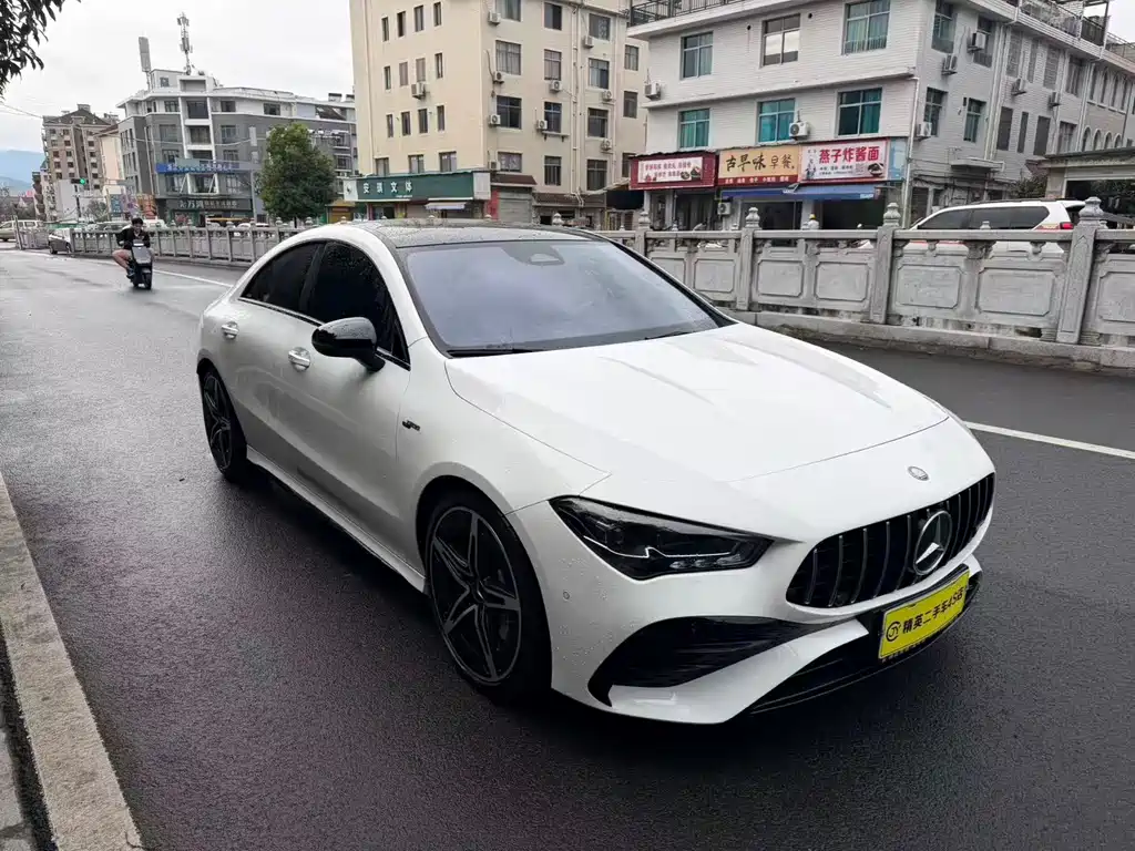 MERCEDES-BENZ CLA AMG