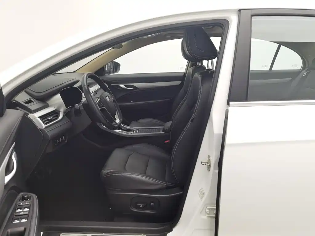 Geely Emgrand — миниатюра 10