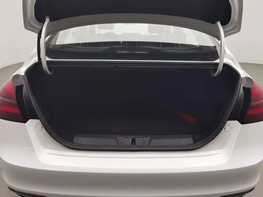 Geely Emgrand — миниатюра 16