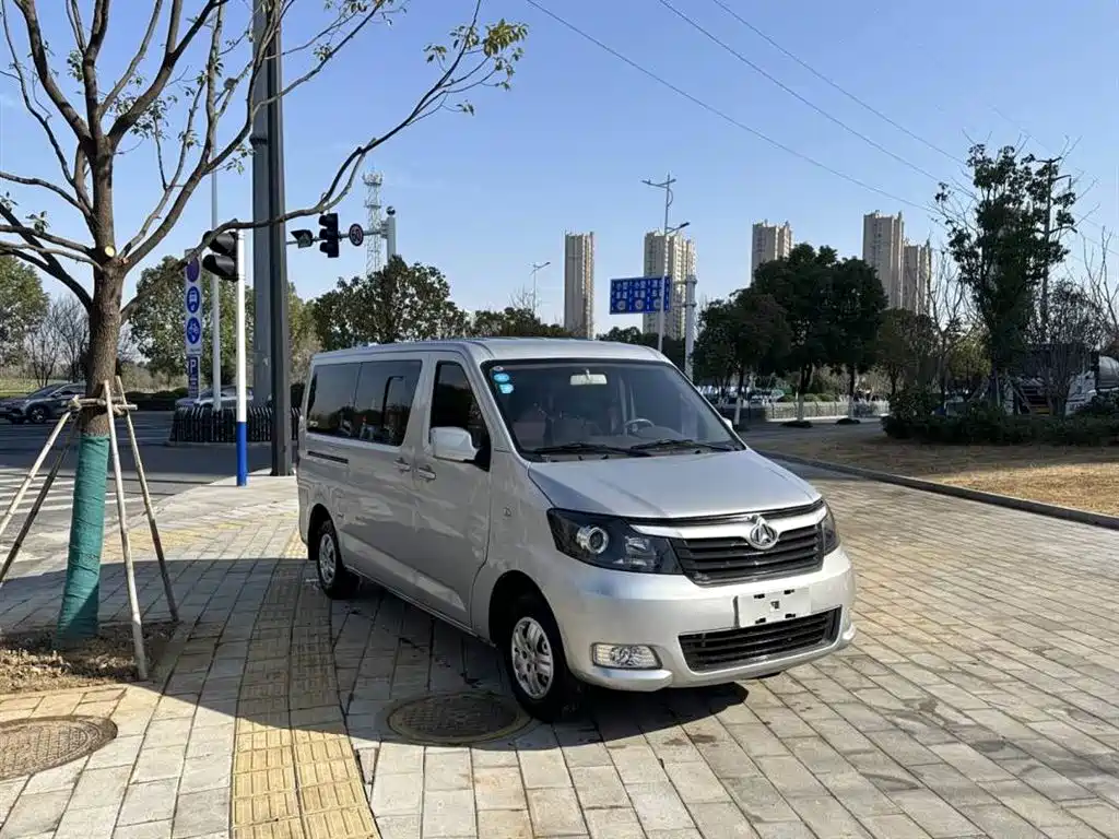 CHANGAN CHANGAN RUIXING M70