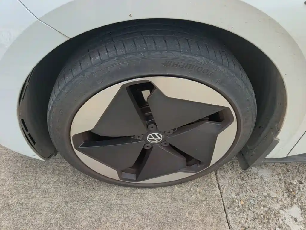 Volkswagen ID.3 — миниатюра 23